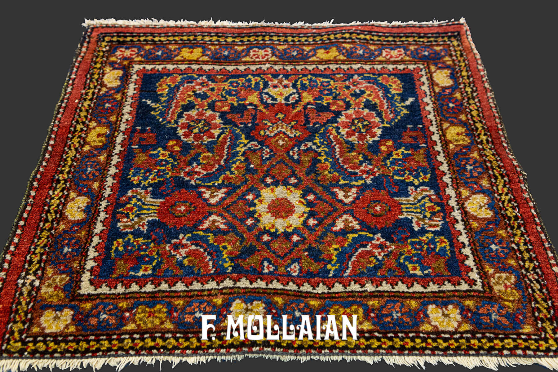 Small Floral Persian Malayer Antique Rug n°:9152